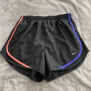 Nike Women's 3'' Dry Tempo Core Running Shorts